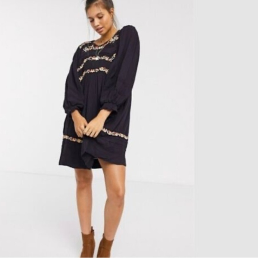 NWT Free People Pasadena Embroidered Long Sleeves Mini Plum Dress ( XS )‎
